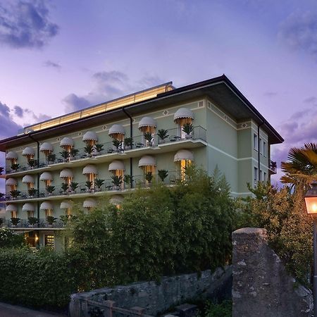 Palace Hotel San Pietro Бардолино Екстериор снимка