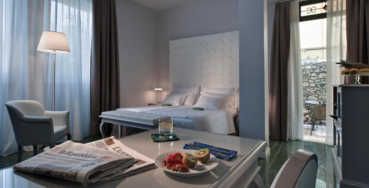Palace Hotel San Pietro Бардолино Екстериор снимка
