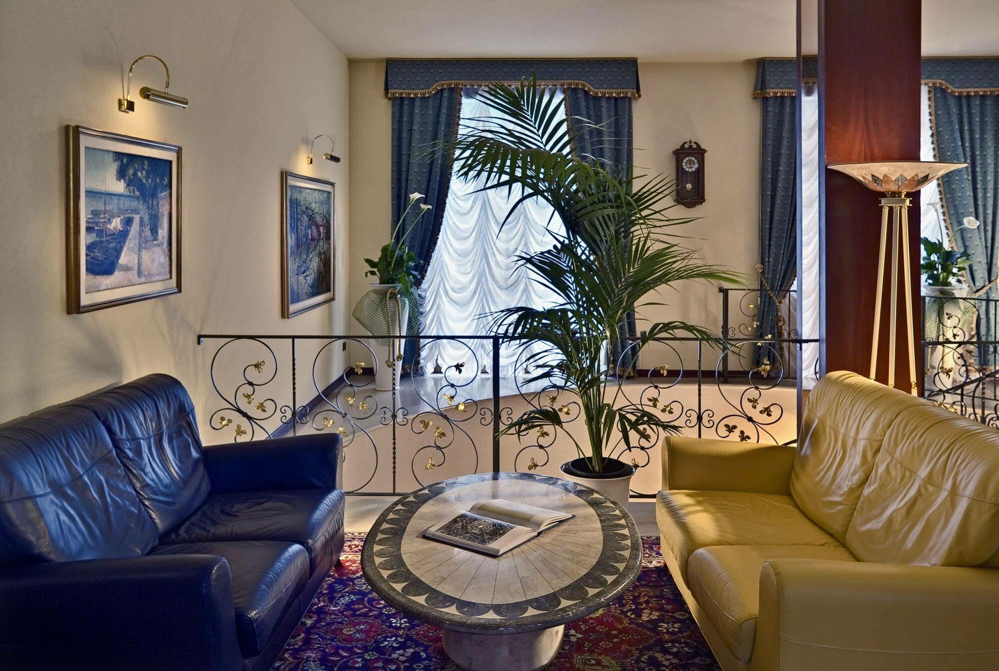 Palace Hotel San Pietro Бардолино Екстериор снимка